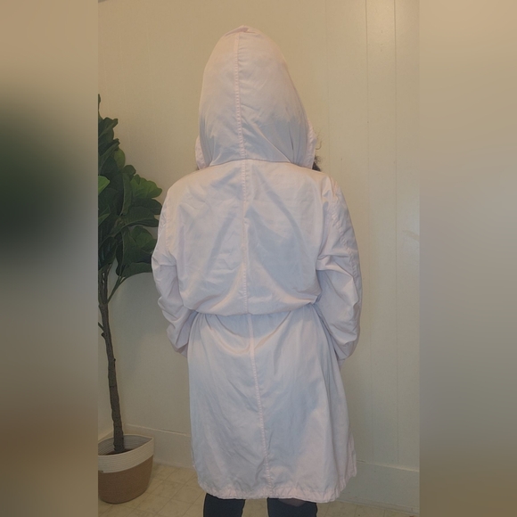 Kenneth Cole New York hooded rain coat - Picture 6 of 7